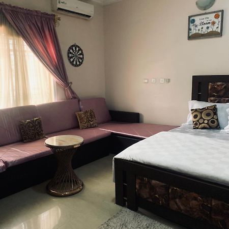Health Plaza Abuja Aparthotel Luaran gambar
