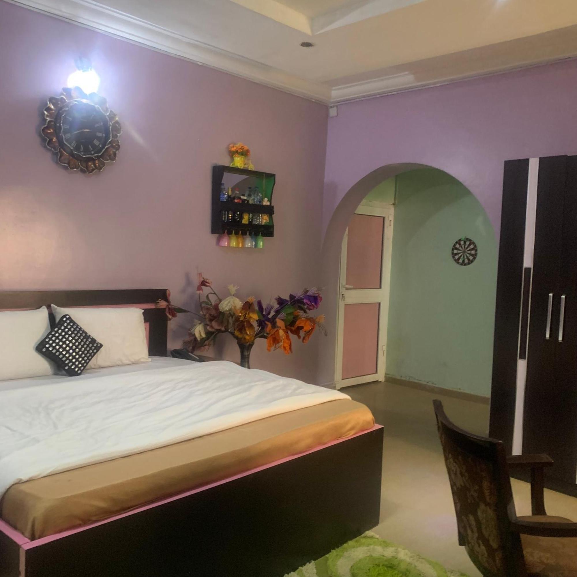 Health Plaza Abuja Aparthotel Luaran gambar