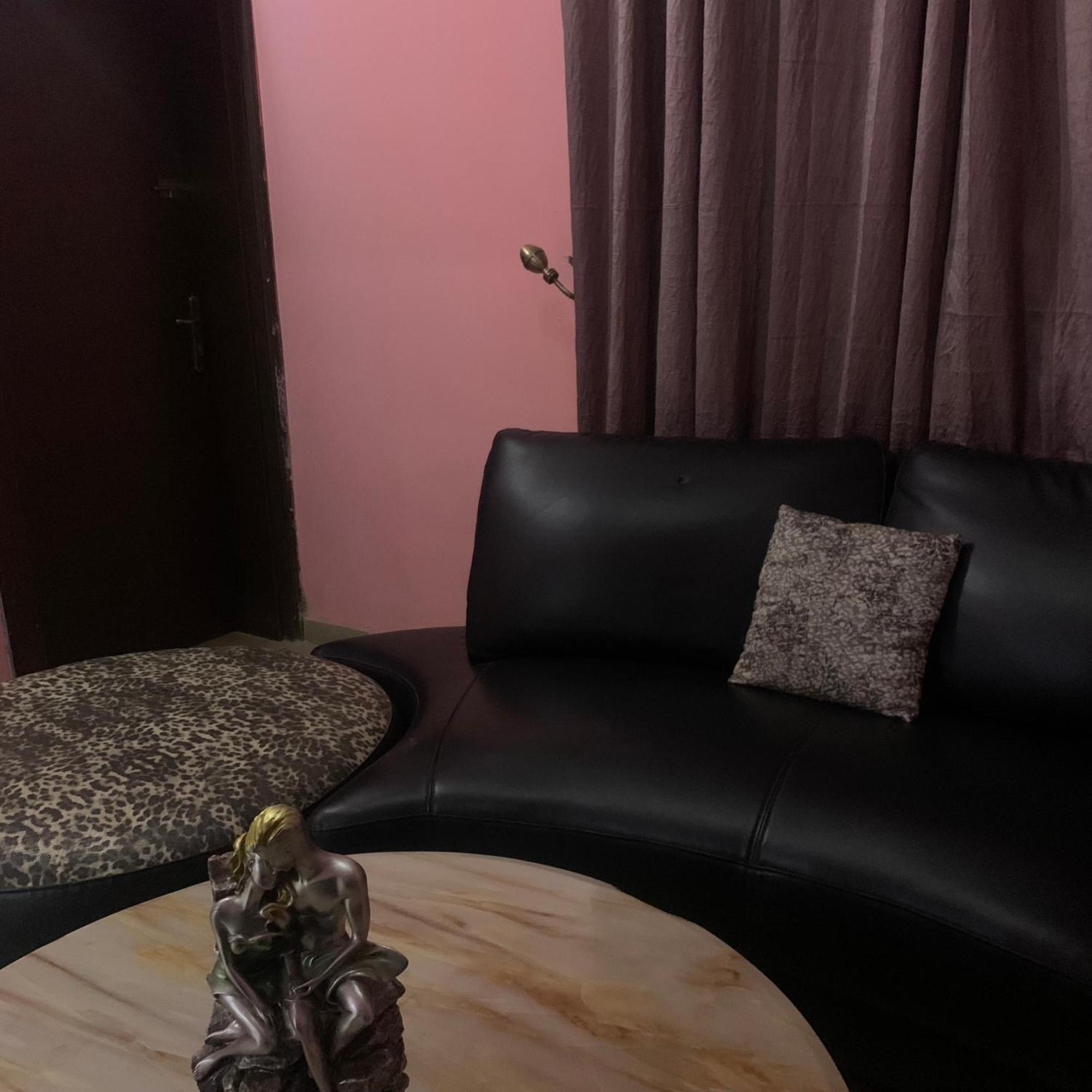 Health Plaza Abuja Aparthotel Luaran gambar