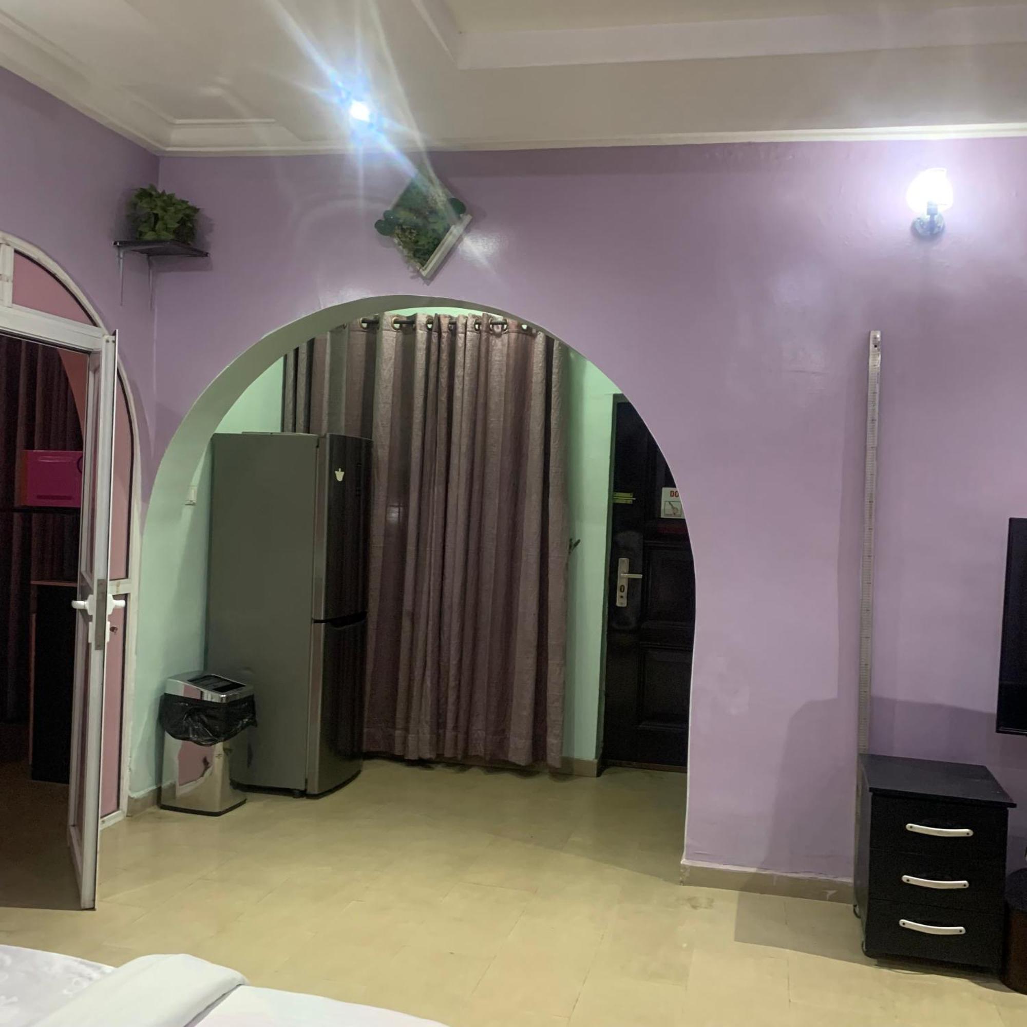 Health Plaza Abuja Aparthotel Luaran gambar