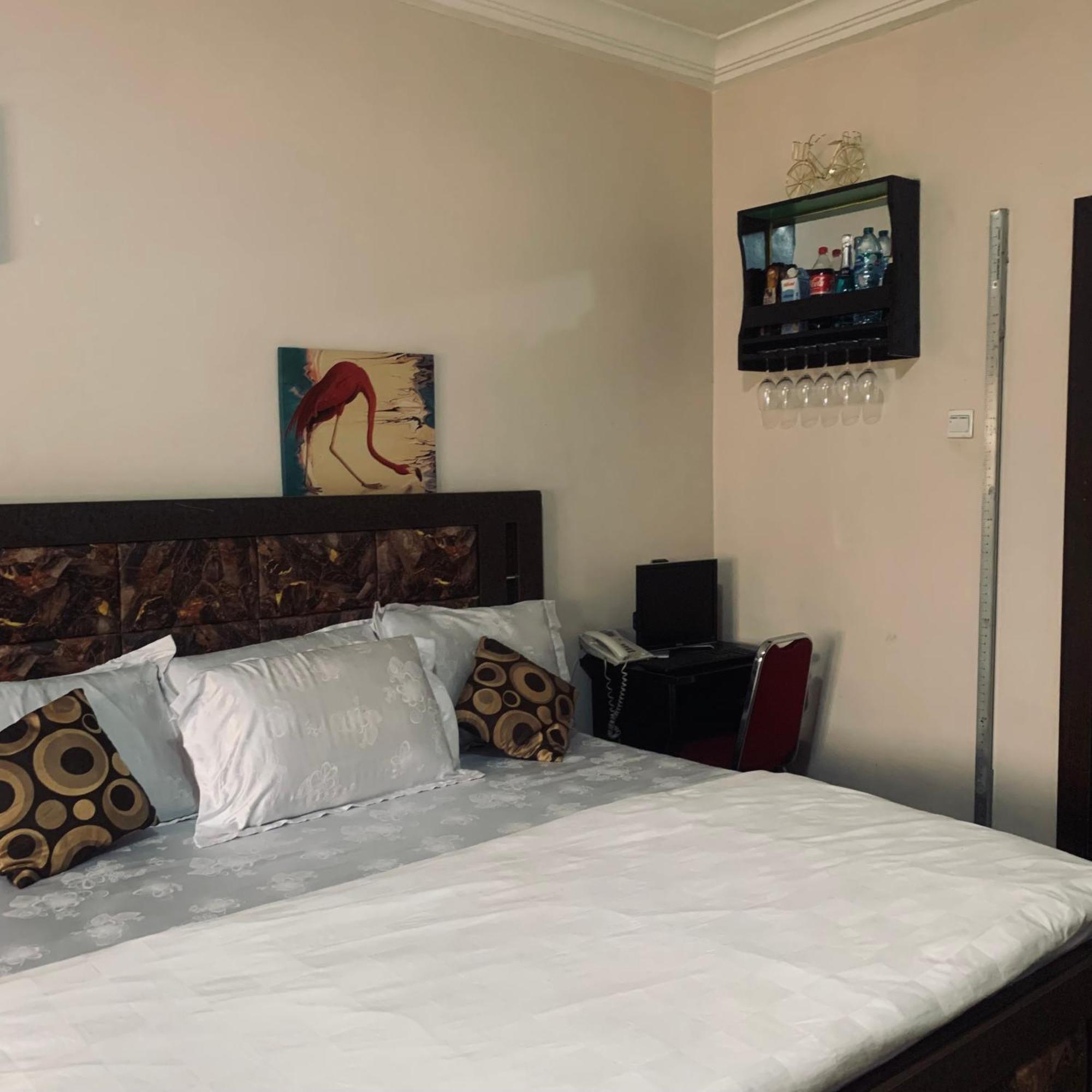 Health Plaza Abuja Aparthotel Luaran gambar