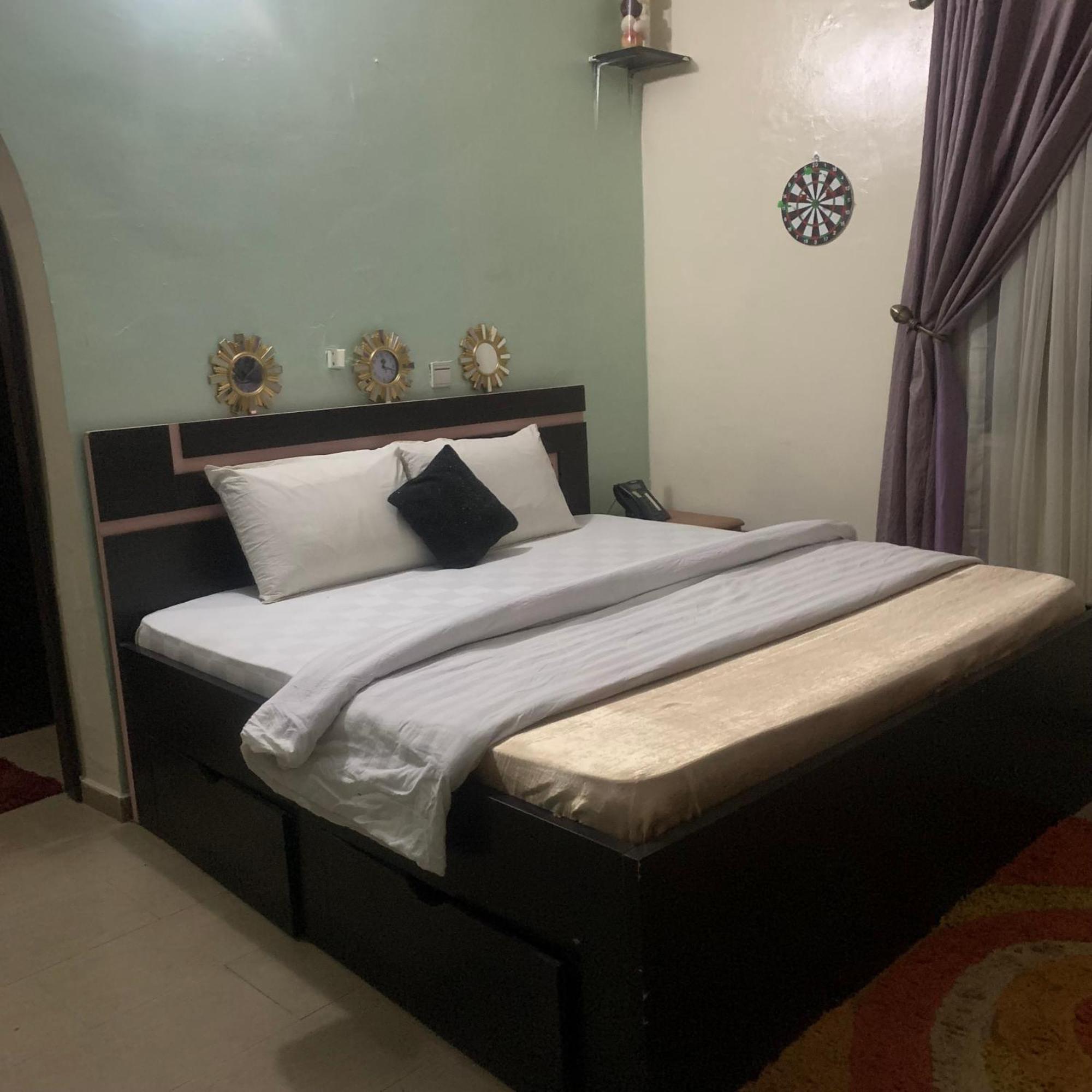 Health Plaza Abuja Aparthotel Luaran gambar
